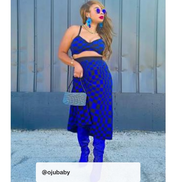 🔖 FUTURE COLLECTIVE x Target Kahlana Barfield V-neck Bralette Tank Top Sweater - Picture 10 of 10